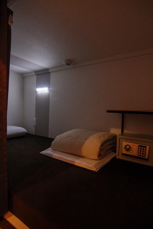 Хостел Book Tea Bed Azabu-Juban Токио Экстерьер фото